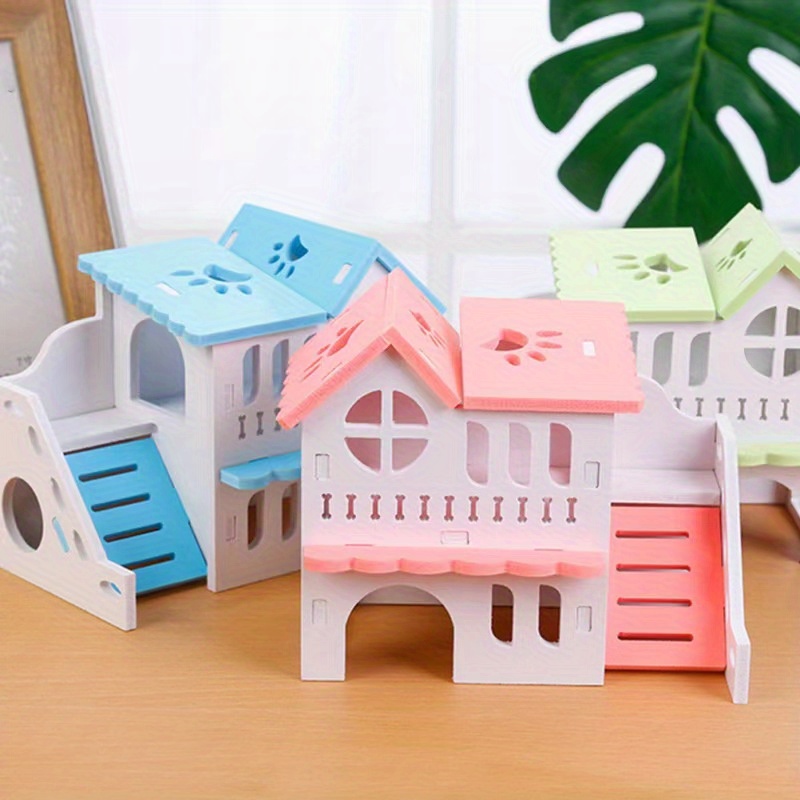 Wooden Villa Hamster Toy - Image 1