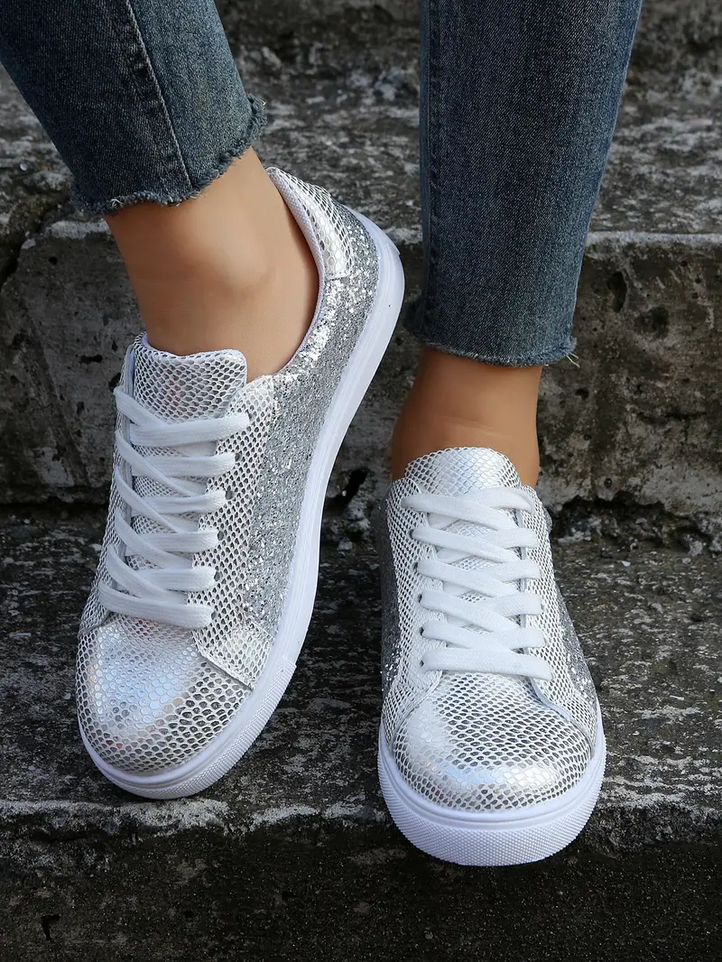 Fashion Sparkling Women's Low Top Skate Shoes Bling Walking Shoes Flat  Bottom Tennis Shoes Skateboard Shoes - China Low Top Skate Shoes and Women  Casual Shoes price