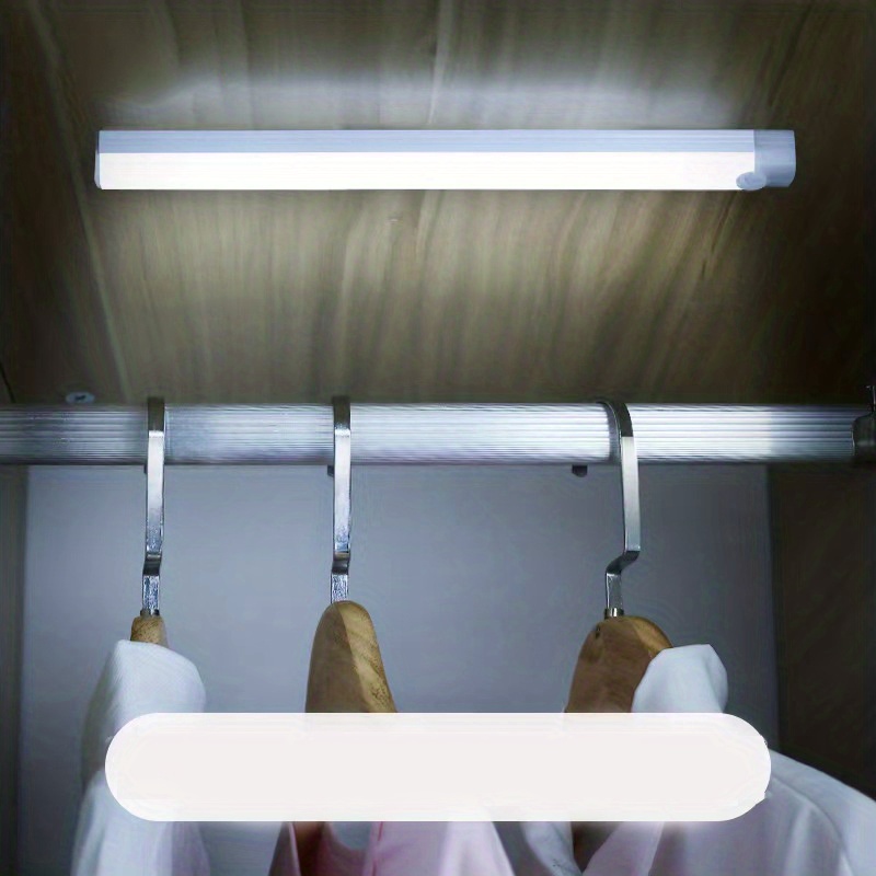 Barre lumineuse LED ultramince avec capteur de mouvement