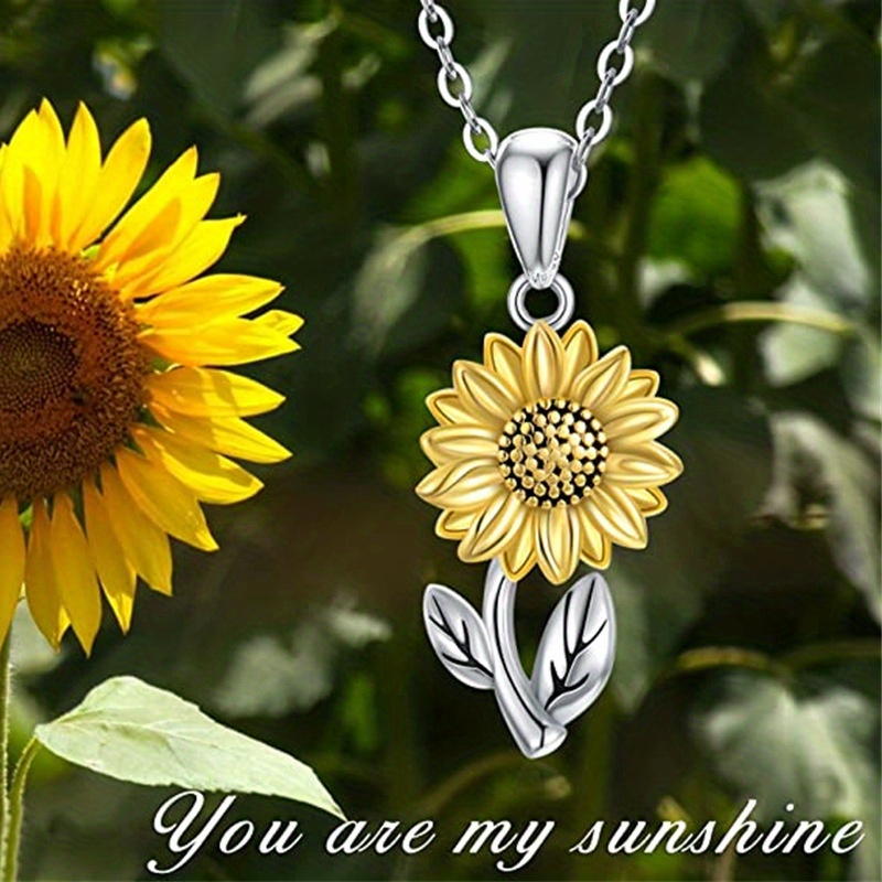 Niche Simple Sunflower Pendant Necklace