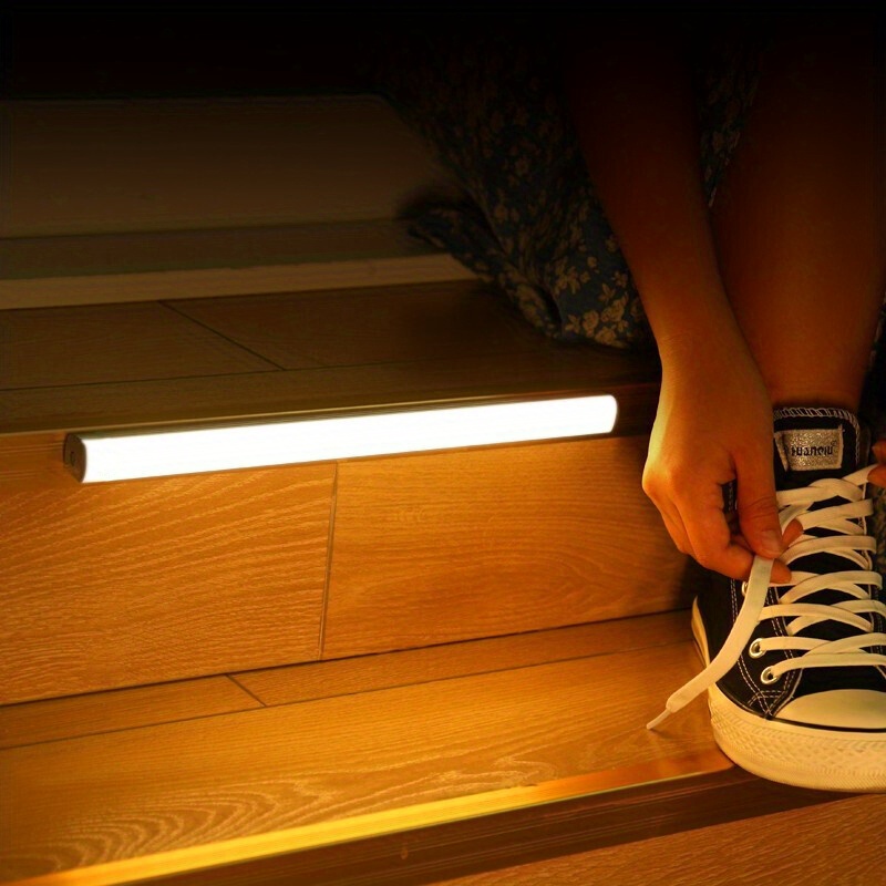 keyaway Bande lumineuse LED détecteur de mouvement,lumière LED de  garde-robe, batterie chargée lumière nuit LED pour placard, escalier,  couloir