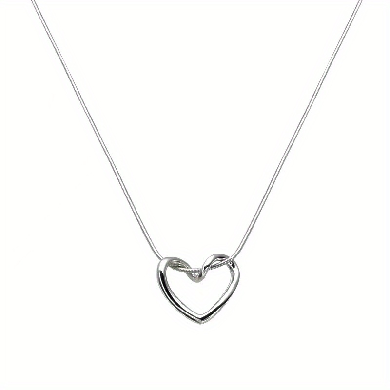 Niche Hollow Heart Necklace Pendant Clavicle Necklace | Shop Now For ...