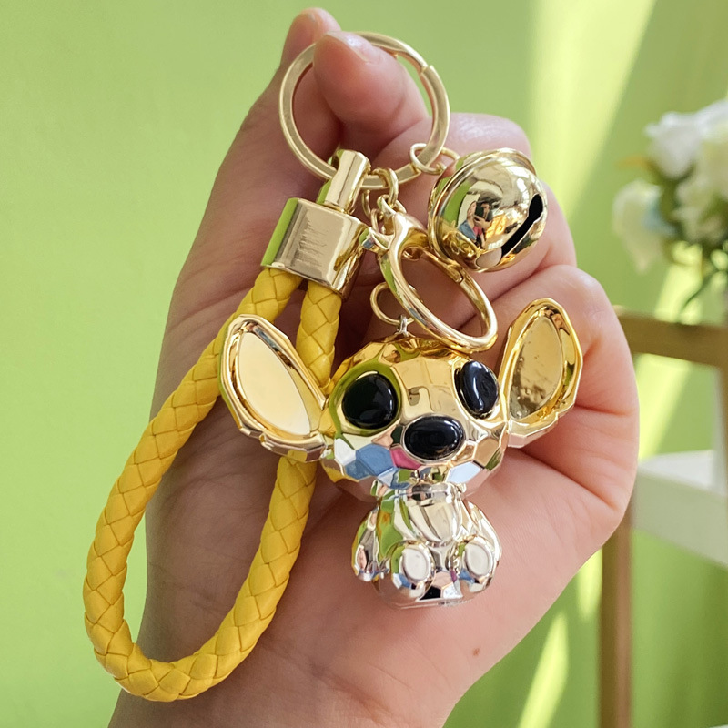 Trendy Cool Bear Doll Anime Keychain For Men, Exquisite Key Ornament For Men