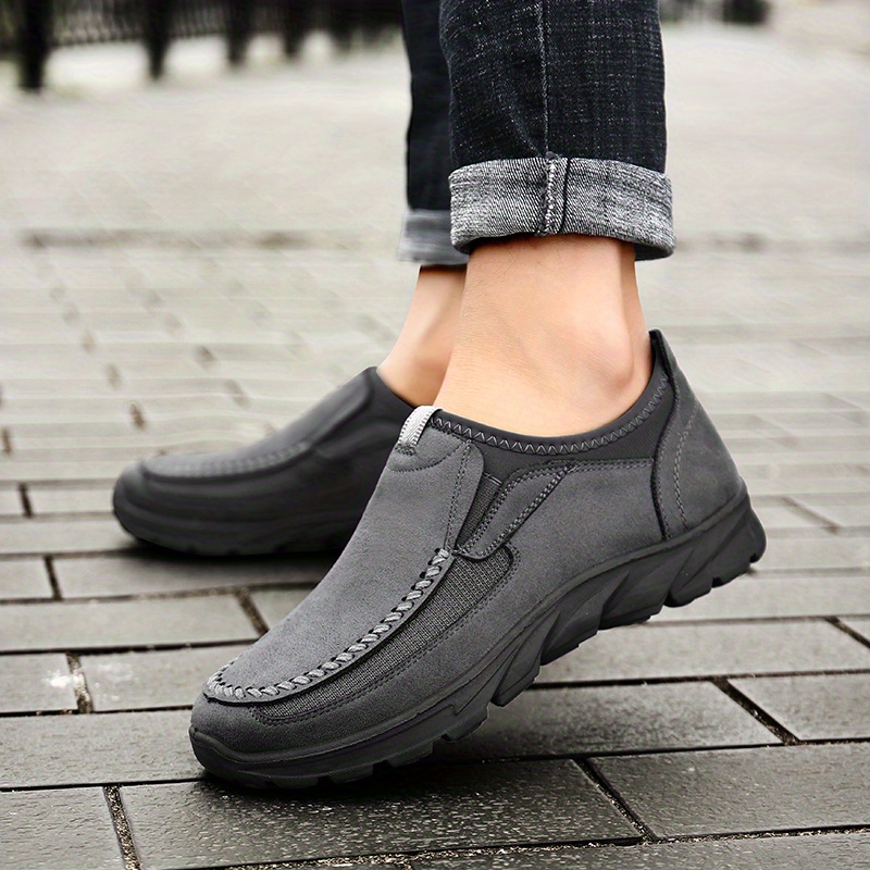 Quaouag Women's Slip On Walking Shoes Lightweight Casual Knit Loafer Sneakers Comfortable Mesh Work Shoes Athletic Walking Shoes Women Breathable