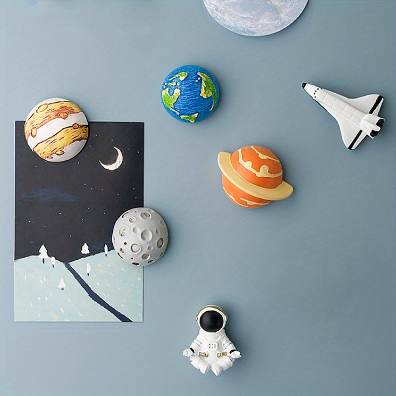  Pegatinas de pared con sistema solar, 10 pegatinas planetas con  nombre de la Tierra Sol Saturno Marte Espacio : Herramientas y Mejoras del  Hogar