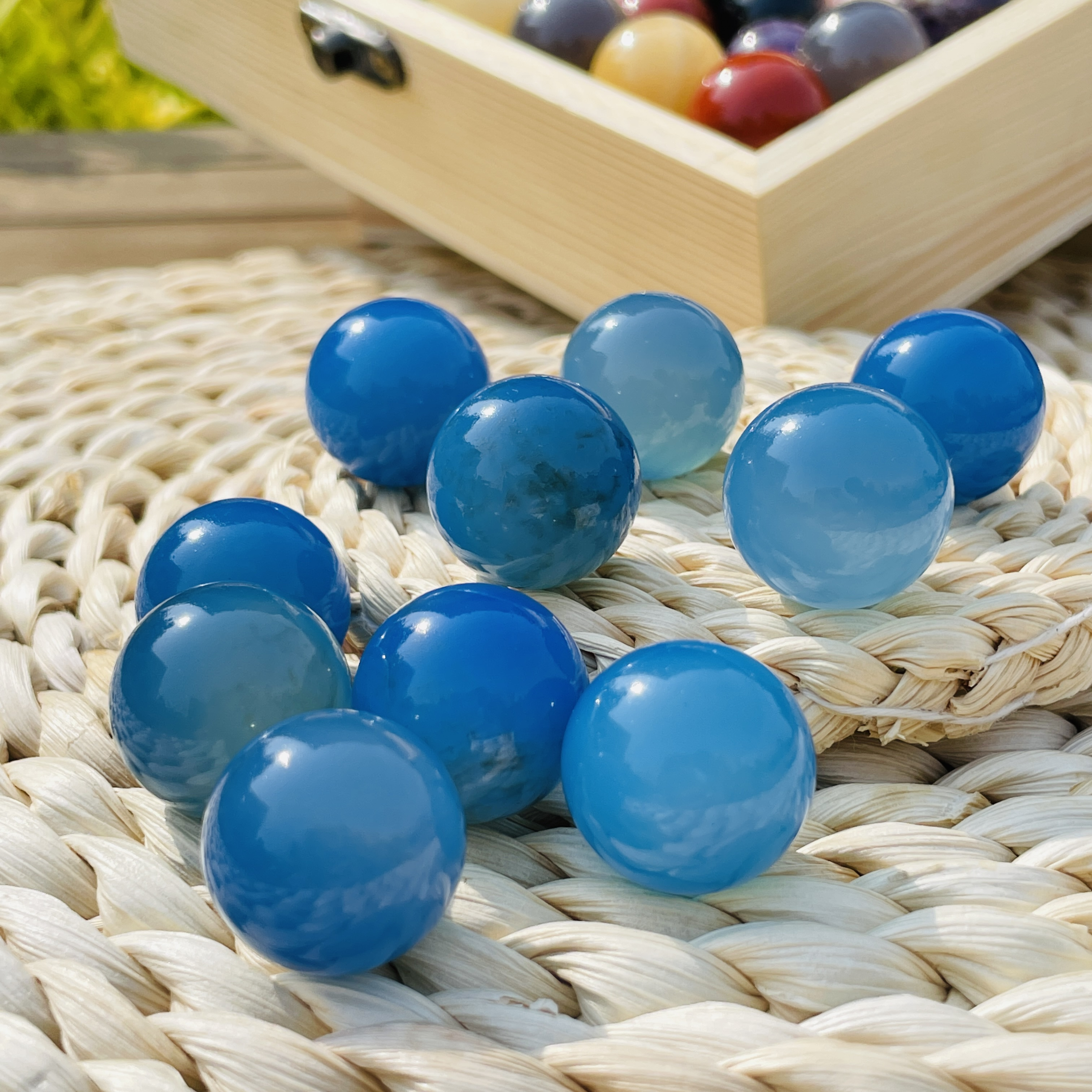 Mini Cute Crystal Ball Asian Rare Natural Magic Ball Healing Sphere Quartz Balls  Crystal Craft Decor