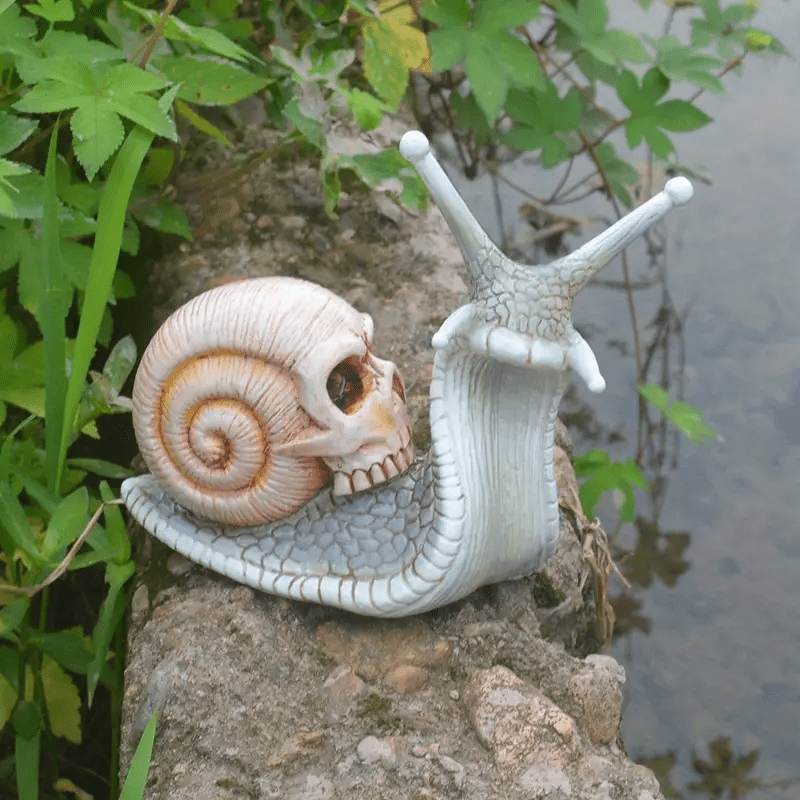 Handicrafts Mini Cute Little Snail Resin Crafts Model Toy Child