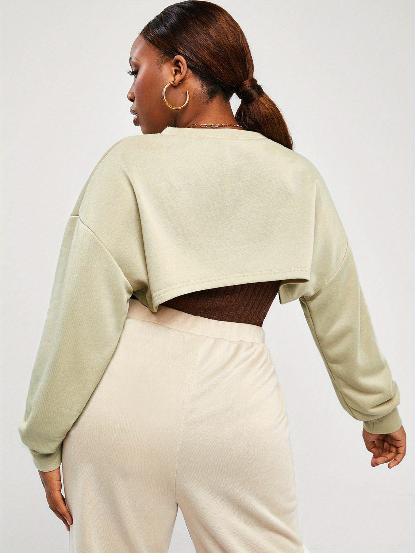 Plus size crop top 2024 sweatshirt