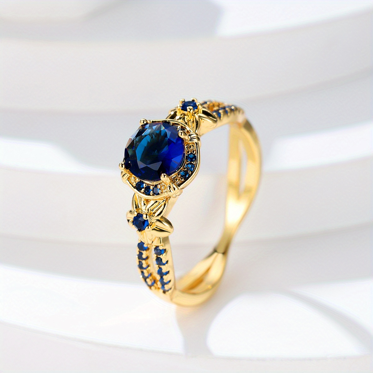 Retro September Birthstone Sapphire Round Zircon Ring