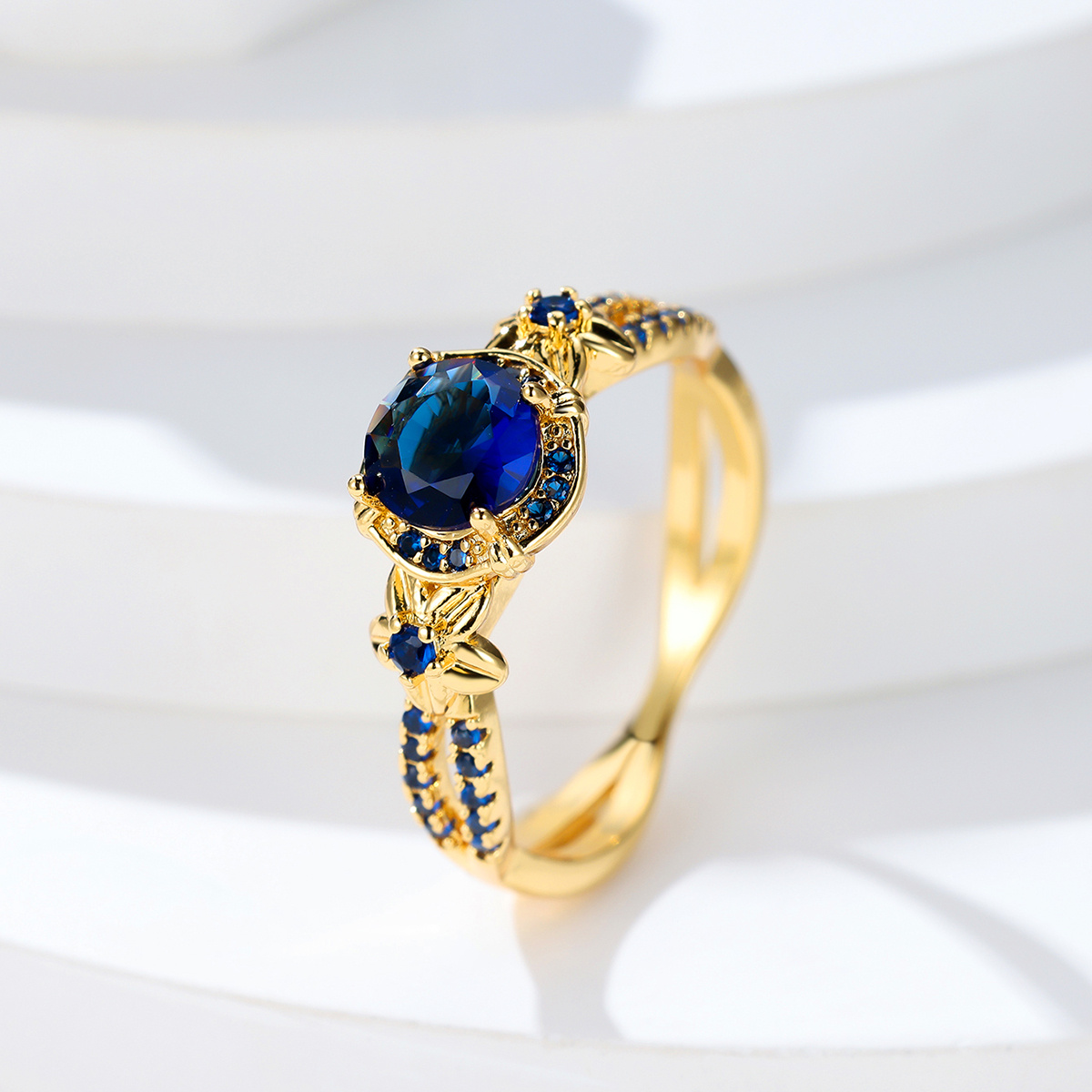 Retro September Birthstone Sapphire Round Zircon Ring