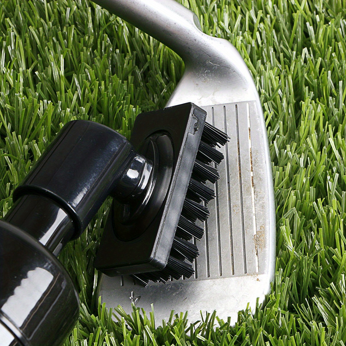 1pc Multi-Functional Golf Club Cleaning Brush With Water Spray Bottle And Press Type Cleaning For Club Head Groove And Ball Brushing