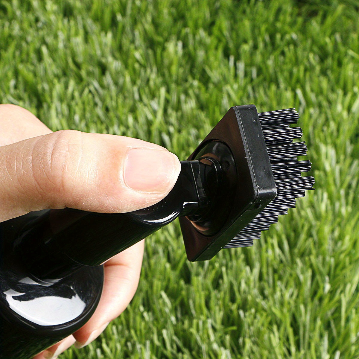 1pc Multi-Functional Golf Club Cleaning Brush With Water Spray Bottle And Press Type Cleaning For Club Head Groove And Ball Brushing