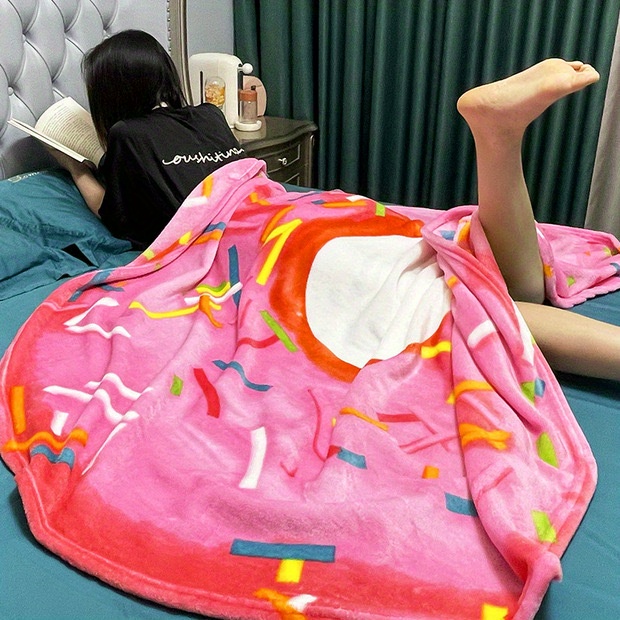 1pc creative   blanket funny flannel round blanket soft warm throw blanket nap blanket for couch sofa office bed camping travel multi purpose gift blanket for   details 1