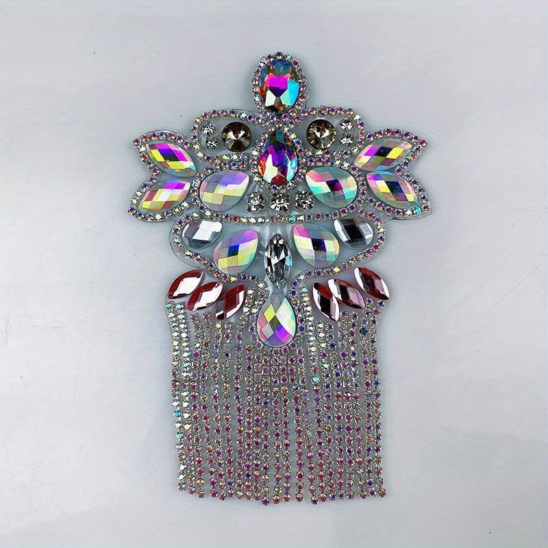 Image of 1pc, Hot Melt Rhinestone Glass Flower Patch, Handmade Versatile Decoration, Suitable For Shoes, Snow Boots, Wedding Dress, Evening Gown, Belly Outfit, Lingerie, Bags, Etc., And Cut