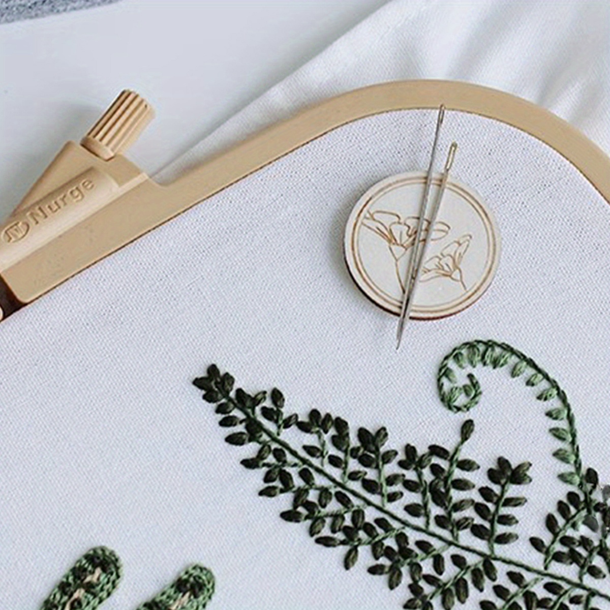 Square wood needle minder — Flourishing Fibers - Embroidery
