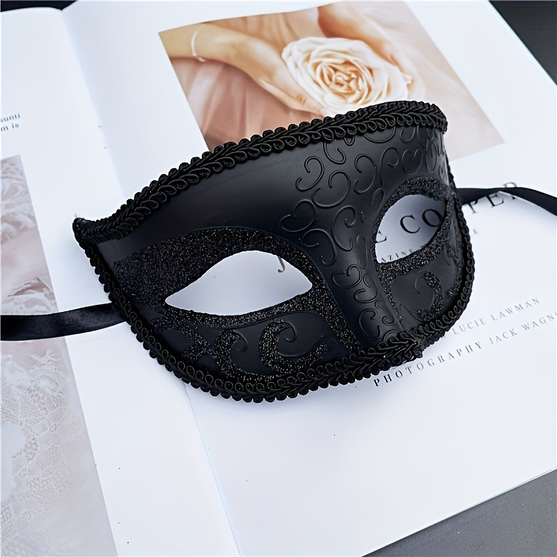 Sexy Exaggerated Big Rhinestone Mask Sparkling Hollow Out Half Face Mask  Stylish Party Stage Performance Eye Mask