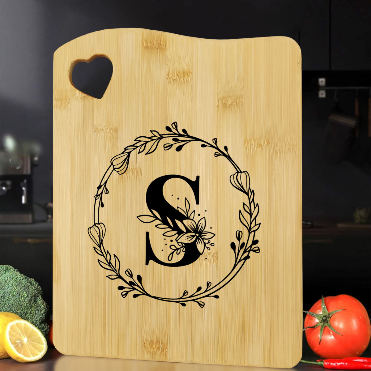 

1pc, Chopping Board Monogrammed Cutting Board - Wedding Gift For Couples Bamboo Cutting Board With S- Birthday Gift For Mom And Grandma,sister,dad Kitchen Accessories