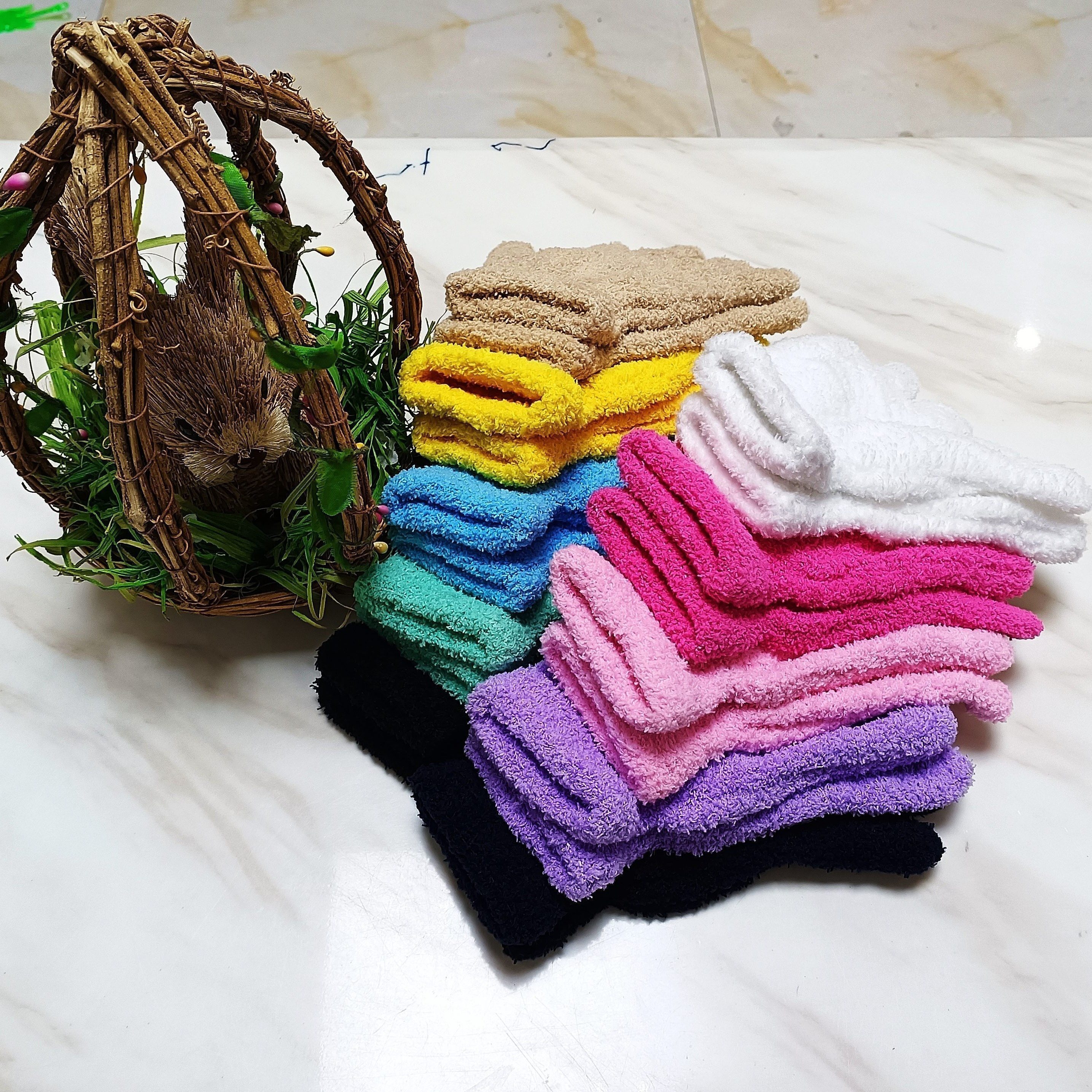 

1/10pairs Solid Color Coral Velvet Gloves Short Warm Elastic Gloves Autumn Winter Coldproof Split Finger Gloves