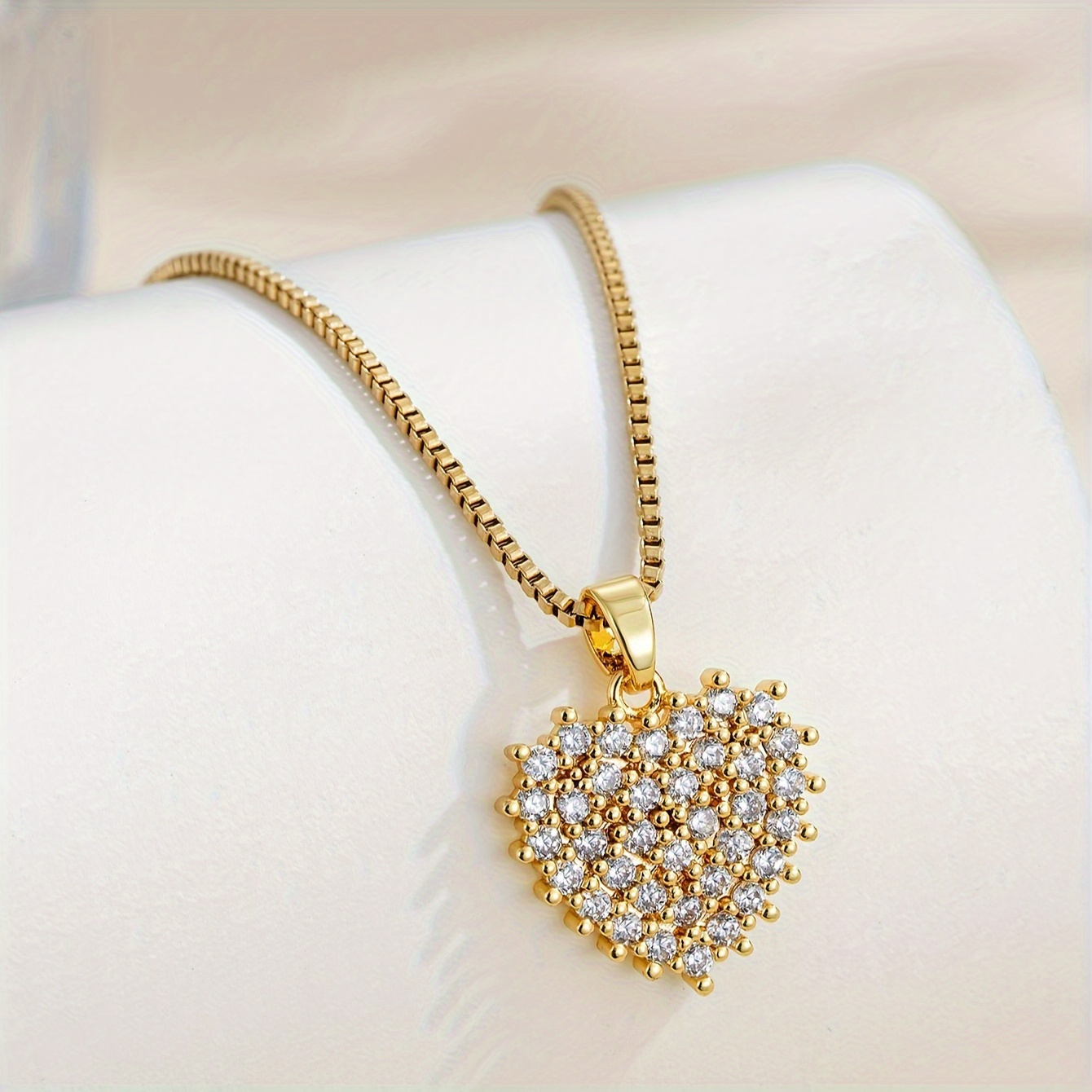 

1pc Golden Stainless Steel Chain Necklace, Cubic Zirconia Love Heart Pendant, Retro Charm Fashion Trendy Simple Men Women Couple Jewelry, Street Daily Party Christmas Halloween Gift