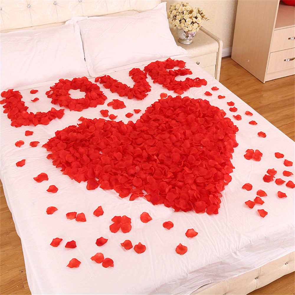 Haowul Rose Petals 1000pcs Artificial Fake Roses Petals for Wedding  Birhtday Bedroom Decoration