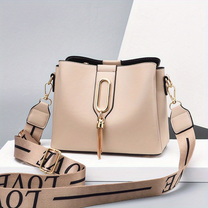  BOSTANTEN Crossbody Bags for Women Leather Snapshot