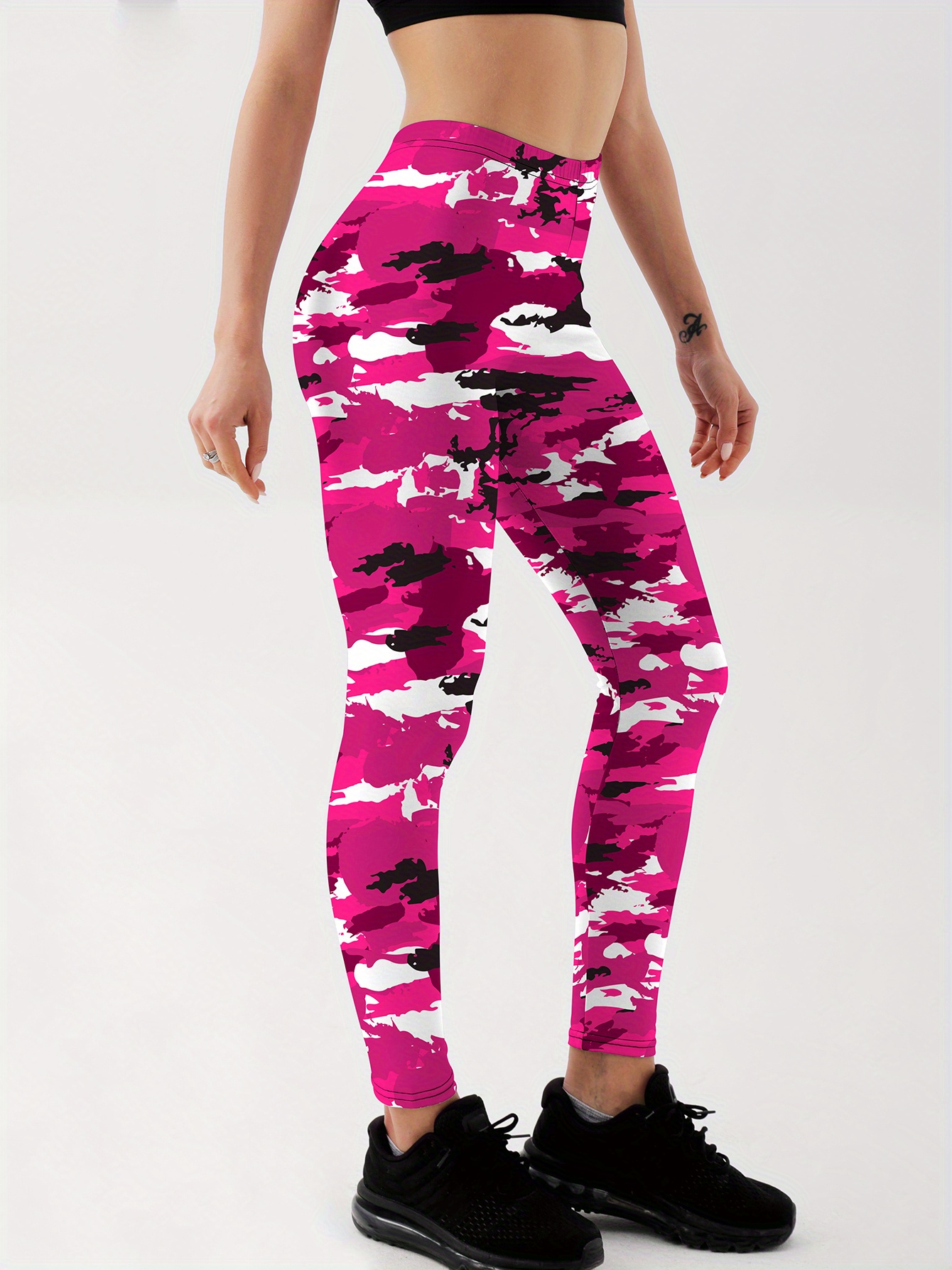 Camouflage on sale hot pants