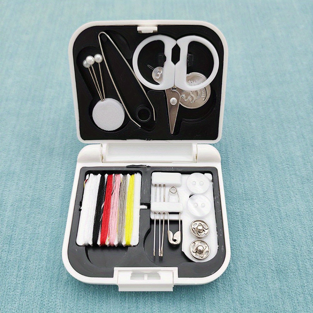 1pc Mini Sewing Kit, Cute And Convenient Small Needle Bag, Button Mini  Scissors Thread, Home Sewing Tool Combination Set