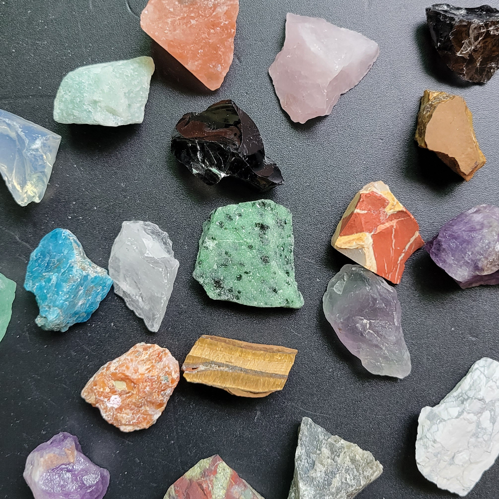 Types Of Stones  Minerals, Minerals and gemstones, Rocks and minerals