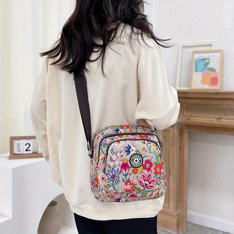 Mochila Estampado Floral Mujer Bandolera Decoración Pompones - Temu