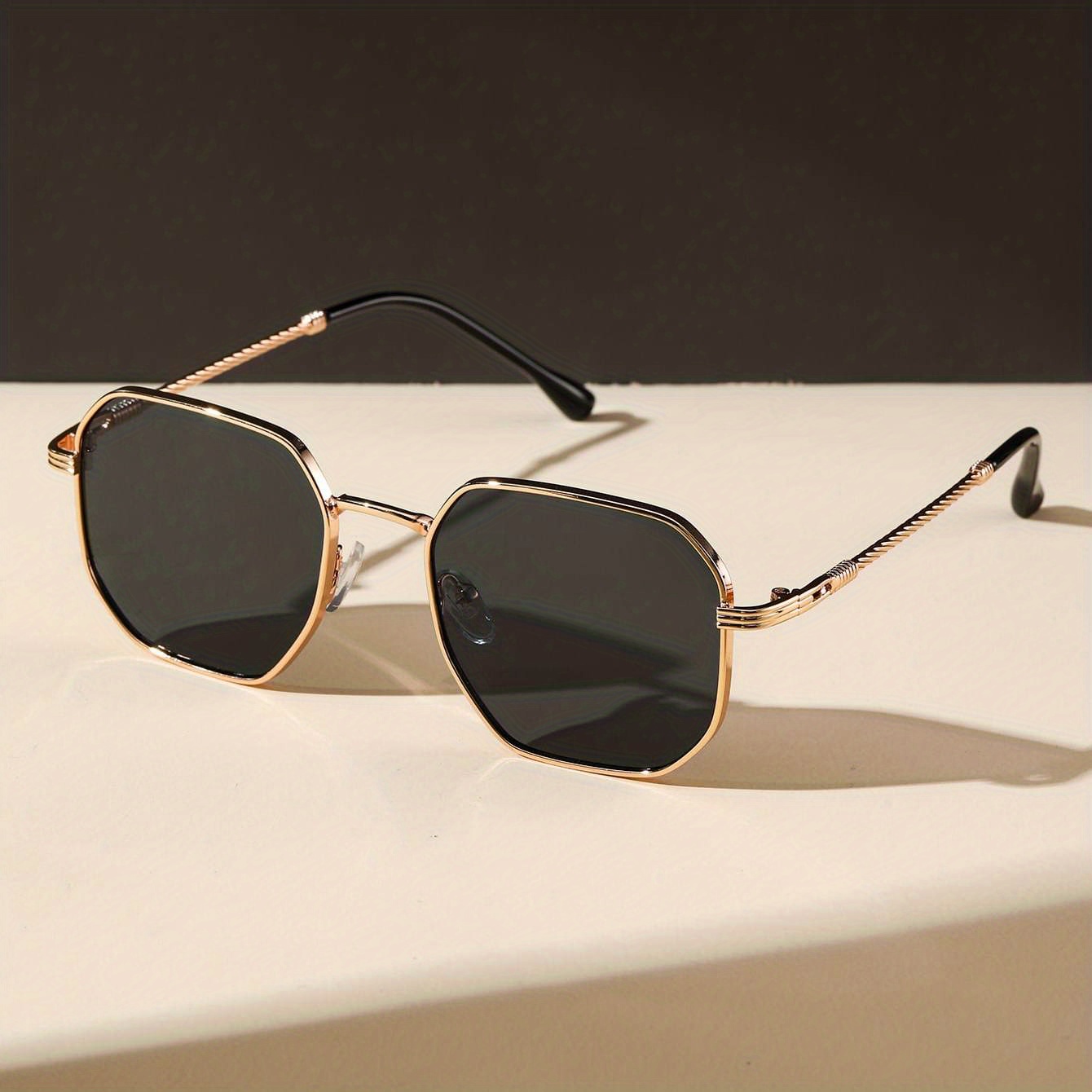 TEMU Metal Geometric Frame Fashion For Women Men Vintage Engraved Hollow Temple Glasses