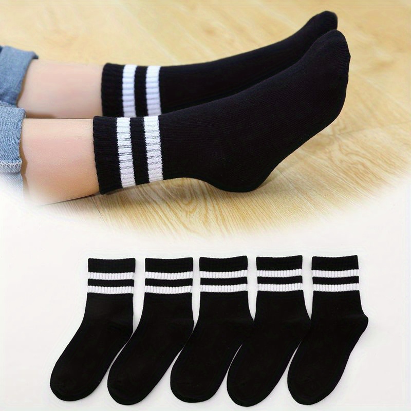 Image of 5 Pairs Of Socks, And Summer Style For Boys, Suitable For Older Kids, Mid-calf Sports Socks For Spring And Autumn.