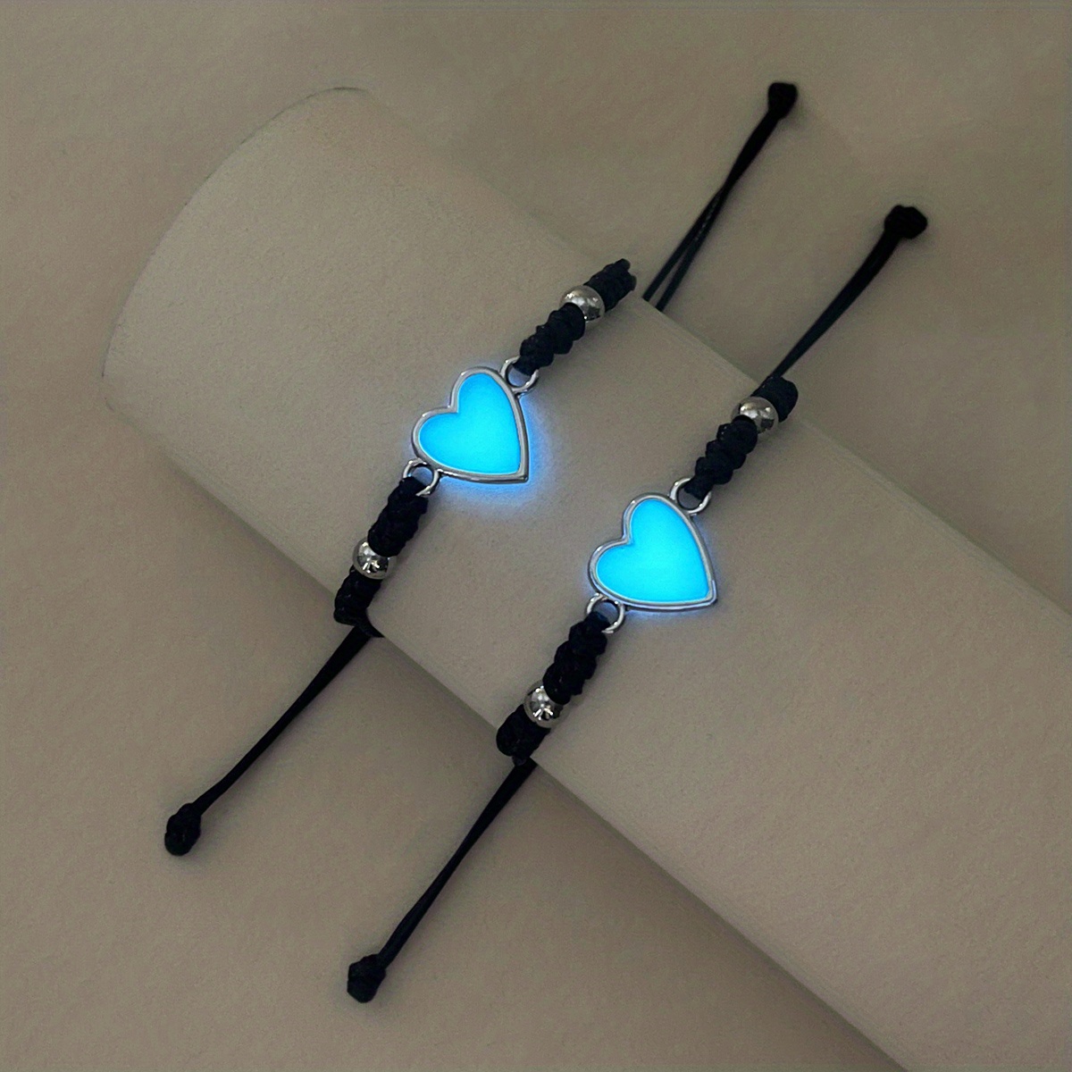 TEMU Conjunto de pulseiras trançadas de luminoso, estilo simples, ajustável, para casais, para festival de.: retailer-supplied image