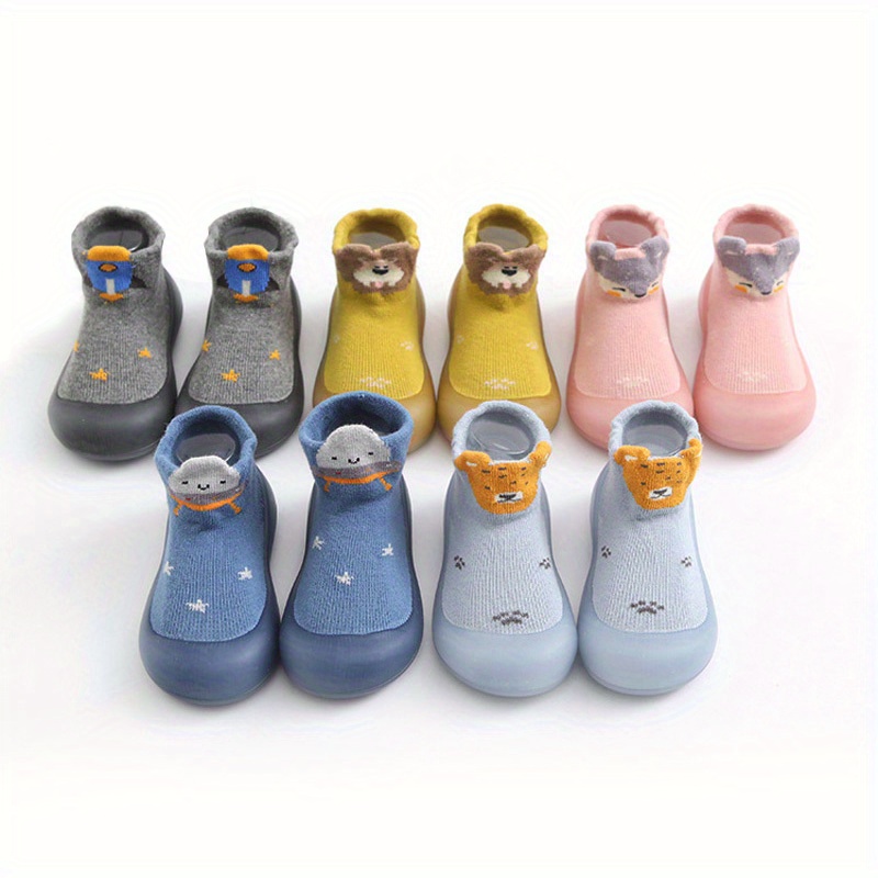 Kids Sock Shoes Boys Girls Knitted Breathable Lightweight Slip-On Shoes Casual Toddler Baby Walking Shoes for Spring And Summer