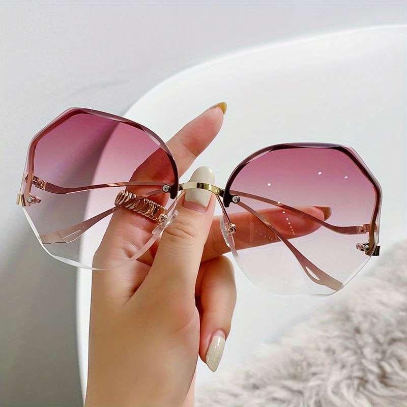 Oversized Gradient Lens Sunglasses UV400