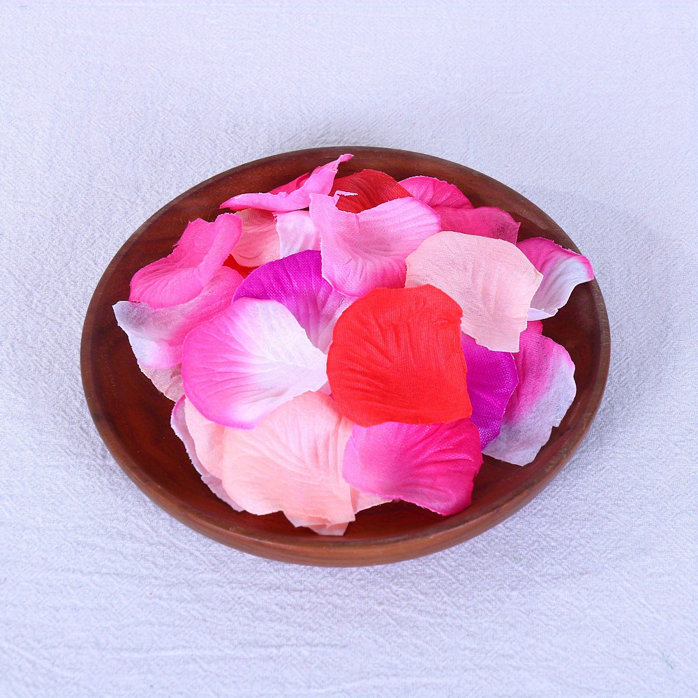 Acquista 100/500/1000 pezzi petali di rosa finti lancio di fiori petalo di  nozze di seta per la decorazione di eventi della festa nuziale