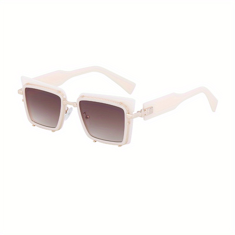 open box for 1.1 Clear Millionaires Sunglasses 