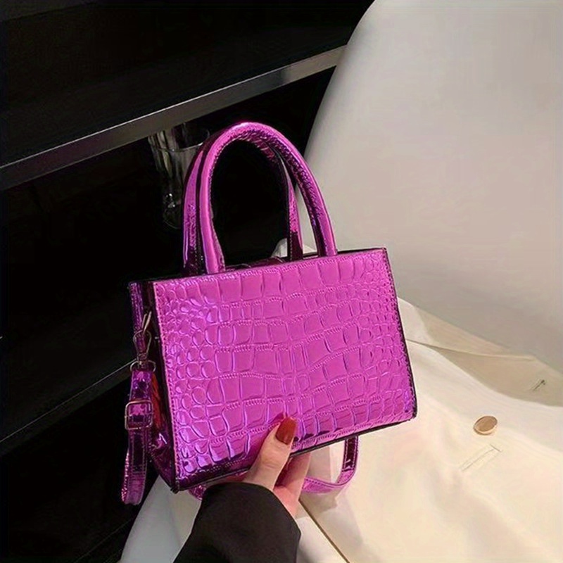 4,966 Fashion Model Shopping Bags Pink Stock Photos - Free