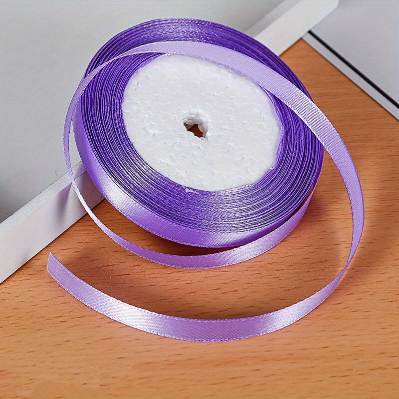 Elegant Light Purple Gift Bag With Light Purple Ribbon and Cords