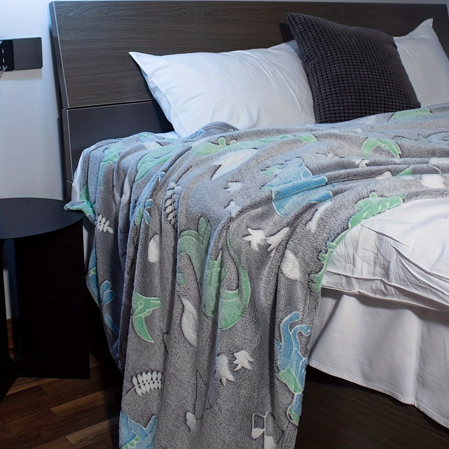Luminous Dinosaur Blanket for Kids