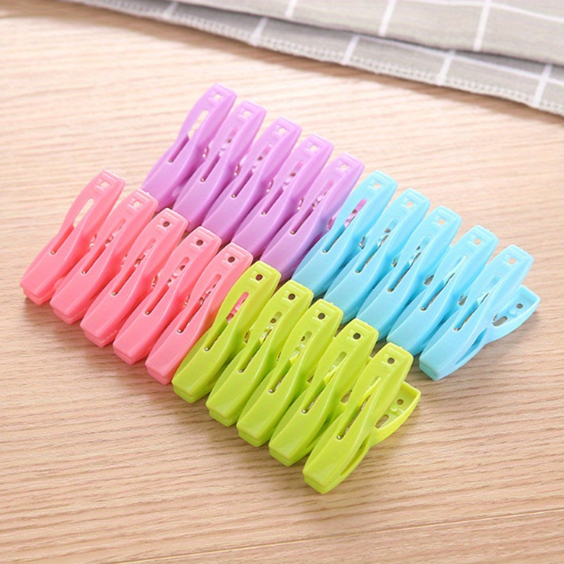 Colored deals plastic clips