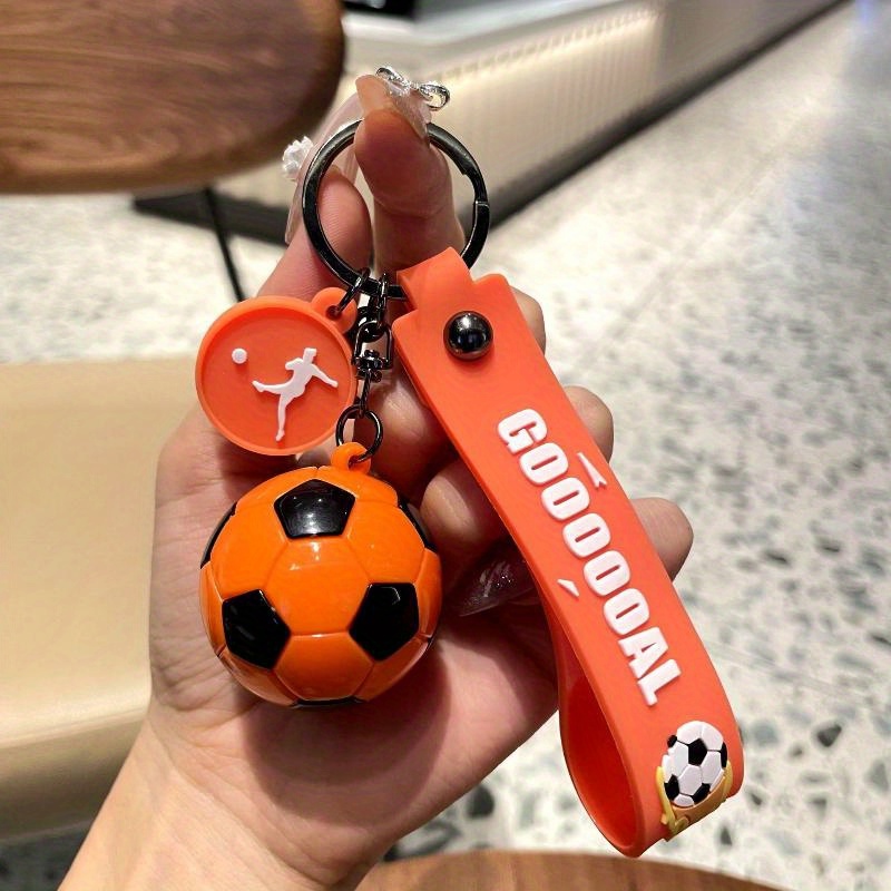 Llavero de fútbol con colgante de pelota de fútbol, llavero de automóvil,  camión, llavero de aleación para hombres y mujeres, dije para bolso (color