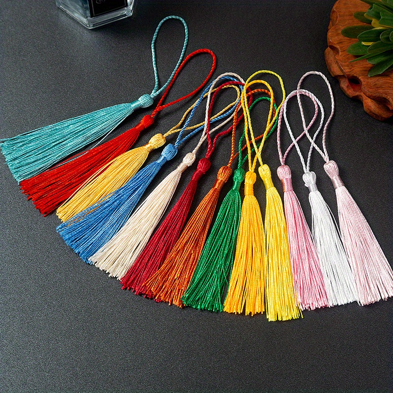 50pcs Tassels 8cm/3.1inches Long Polyester Pendant Craft Bookmark KeyChain  Tassels, Jewelry Making Key Chain Tassels, Graduation Mini Tassels,  Bookmarks Tassel(Shipped With Random Mixed Colors),DIY Materials