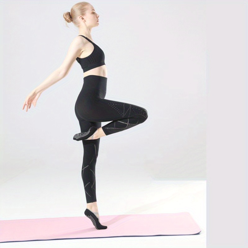 Criss Cross Yoga Socks Anti skid Breathable Sweat Absorption