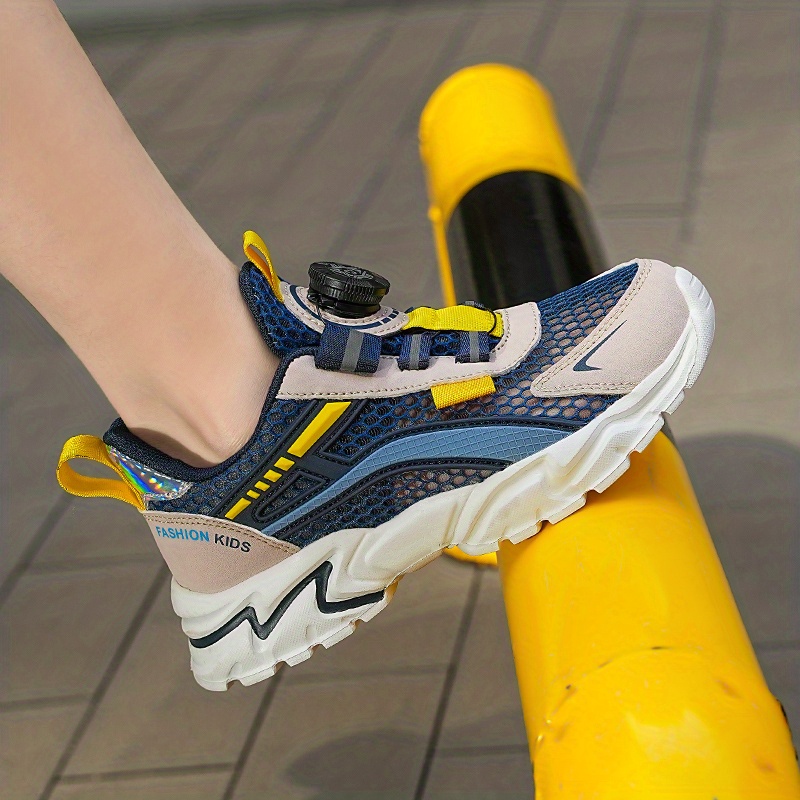 automatic lace up nikes