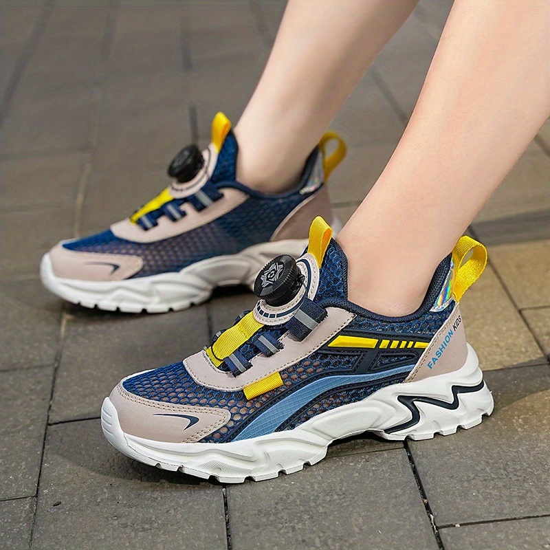 automatic lace up nikes