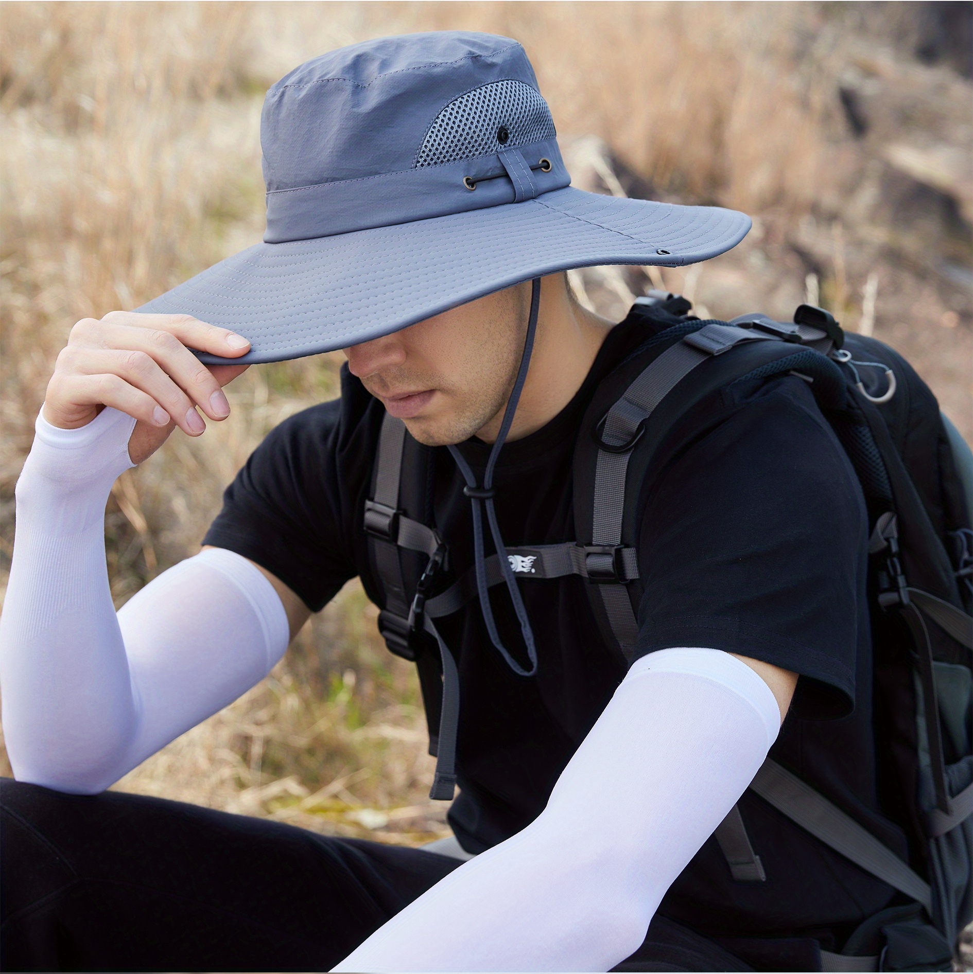 Breatheable Mesh Sides Wide Brim Bucket Hat With Chin Strap For