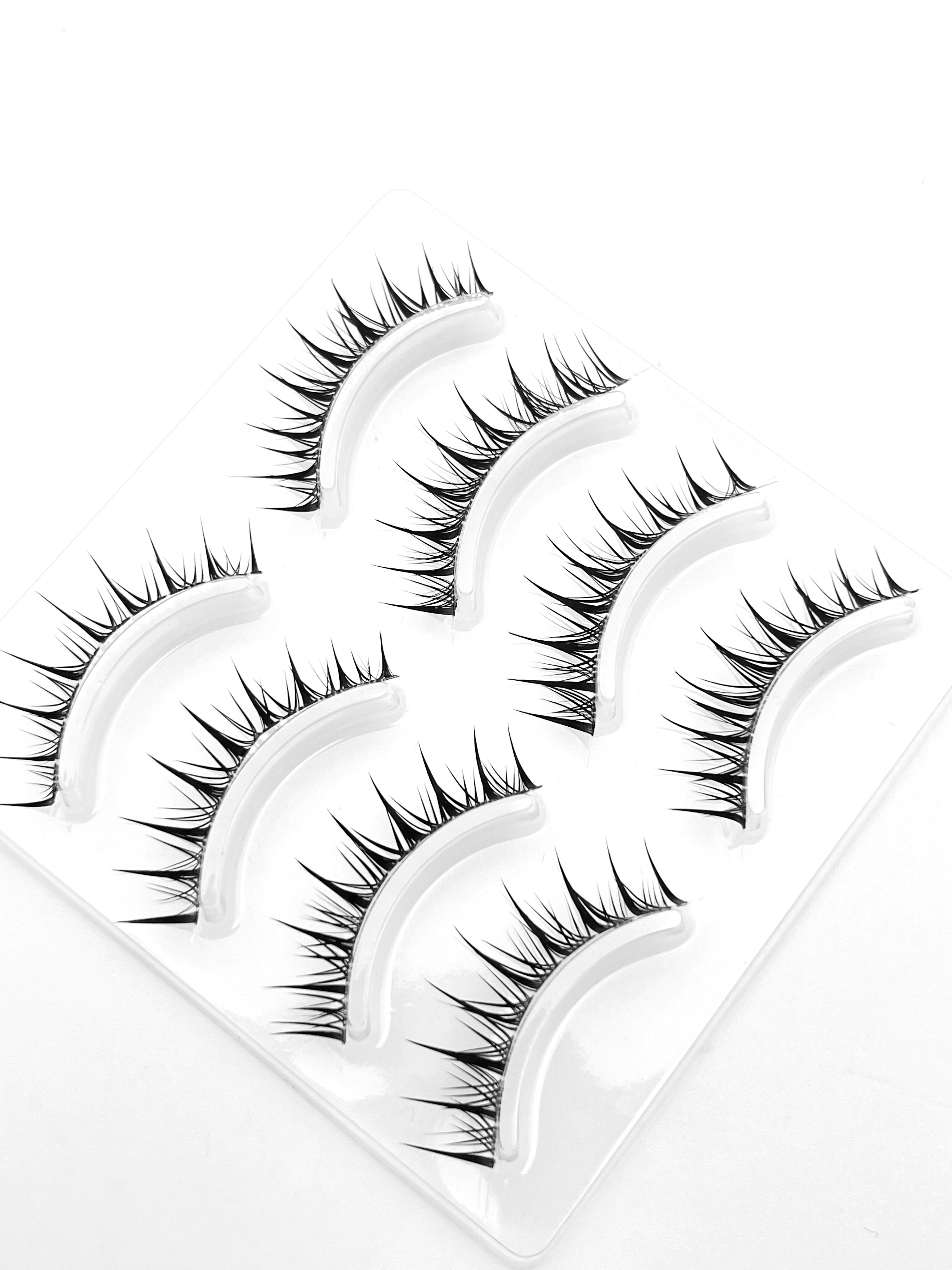 Manga Lashes , Clear Band Anime Lashes 4 Pack, Spiky Anime False Eyelashes  Natural Look, Japanese Lashes Looks Like Cluster Manga Lashes Individual,  Reusable Cosplay Wispy Strip Eyelashes, Mikiwi A01 