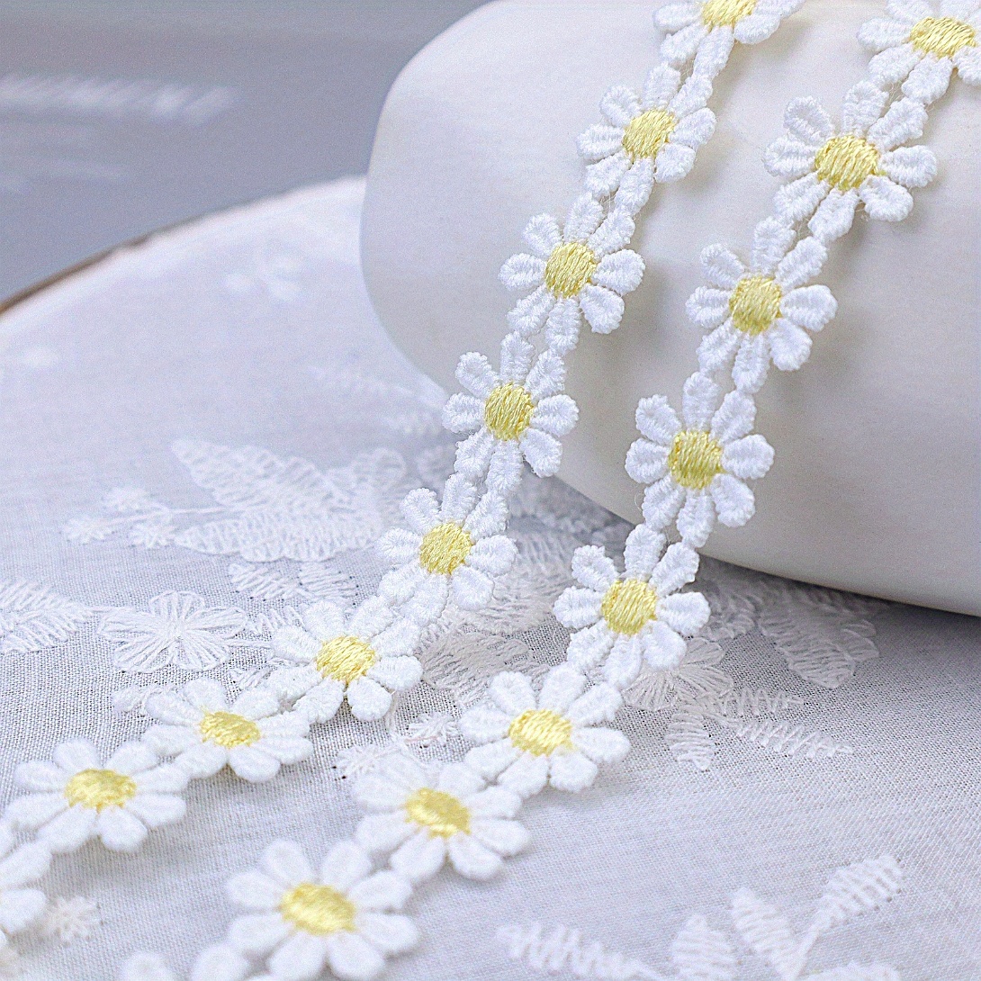 Off-White Daisy Flower Lace - Trim, Craft, Scrapbooking