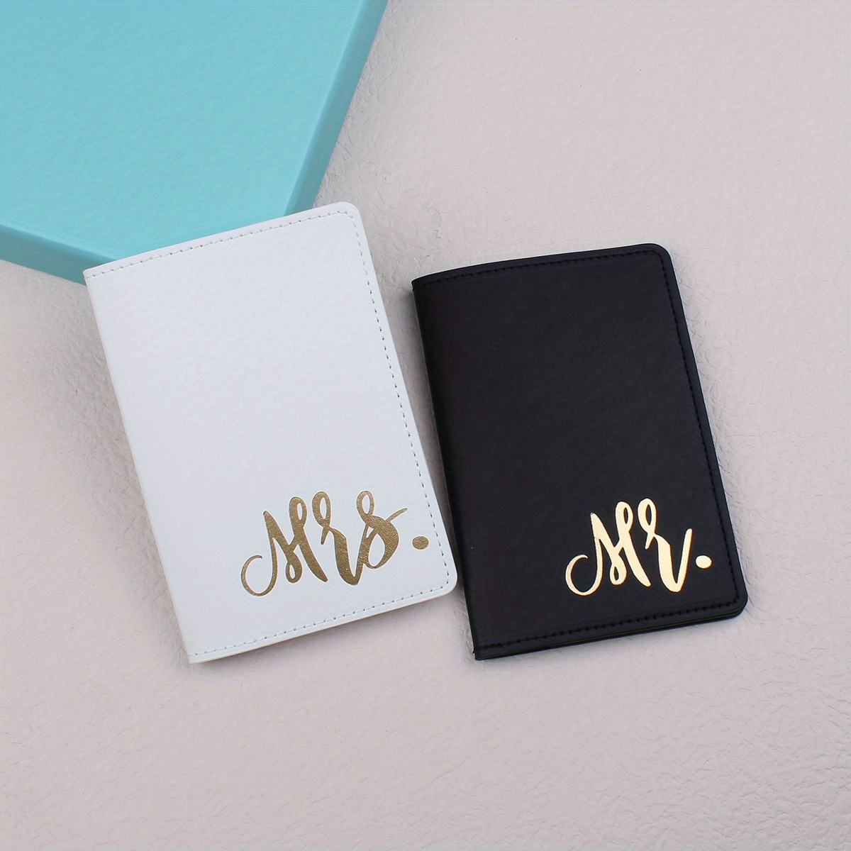 Image of Couple's Passport Holder Suitable For Travel - Lightweight -stain & -theft With Suitable For Vacation, Business Trips, Daily - Compact Holder For ,, Travel Documents