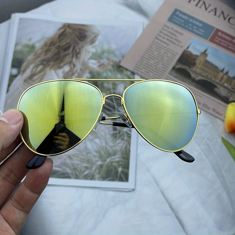 Top Bar Aviator Fashion Sunglasses For Women Men Retro Mirror Lens Outdoor  Glasses For Driving Beach Travel, Uv400 - Temu Japan